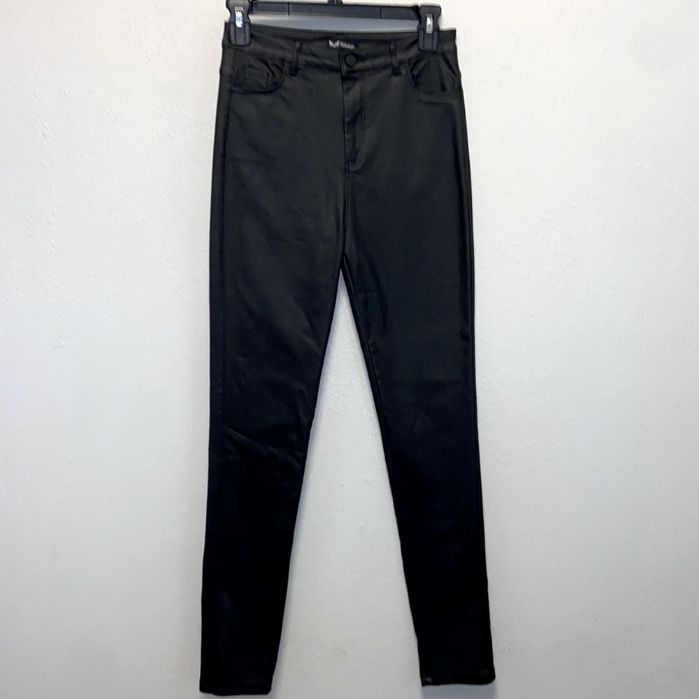 Apperloth  Black Faux Leather Sleek Streetwear Skinny Pants 3045